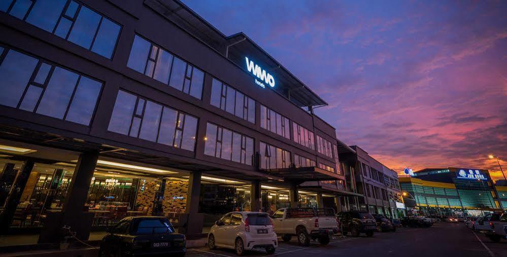 Wiwo Hotel Bintulu Exterior foto