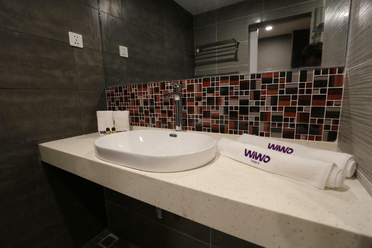Wiwo Hotel Bintulu Exterior foto